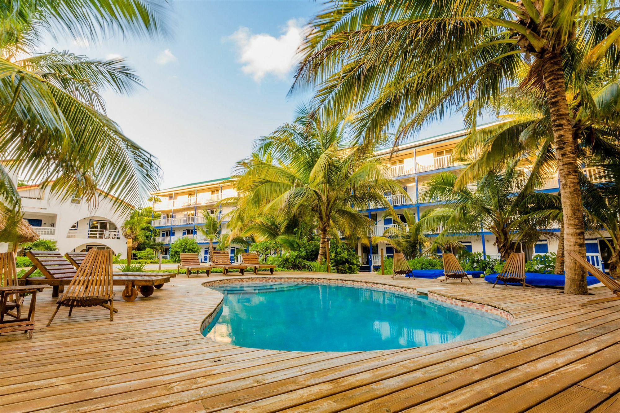 Caribbean Villas Hotel San Pedro  Exterior photo
